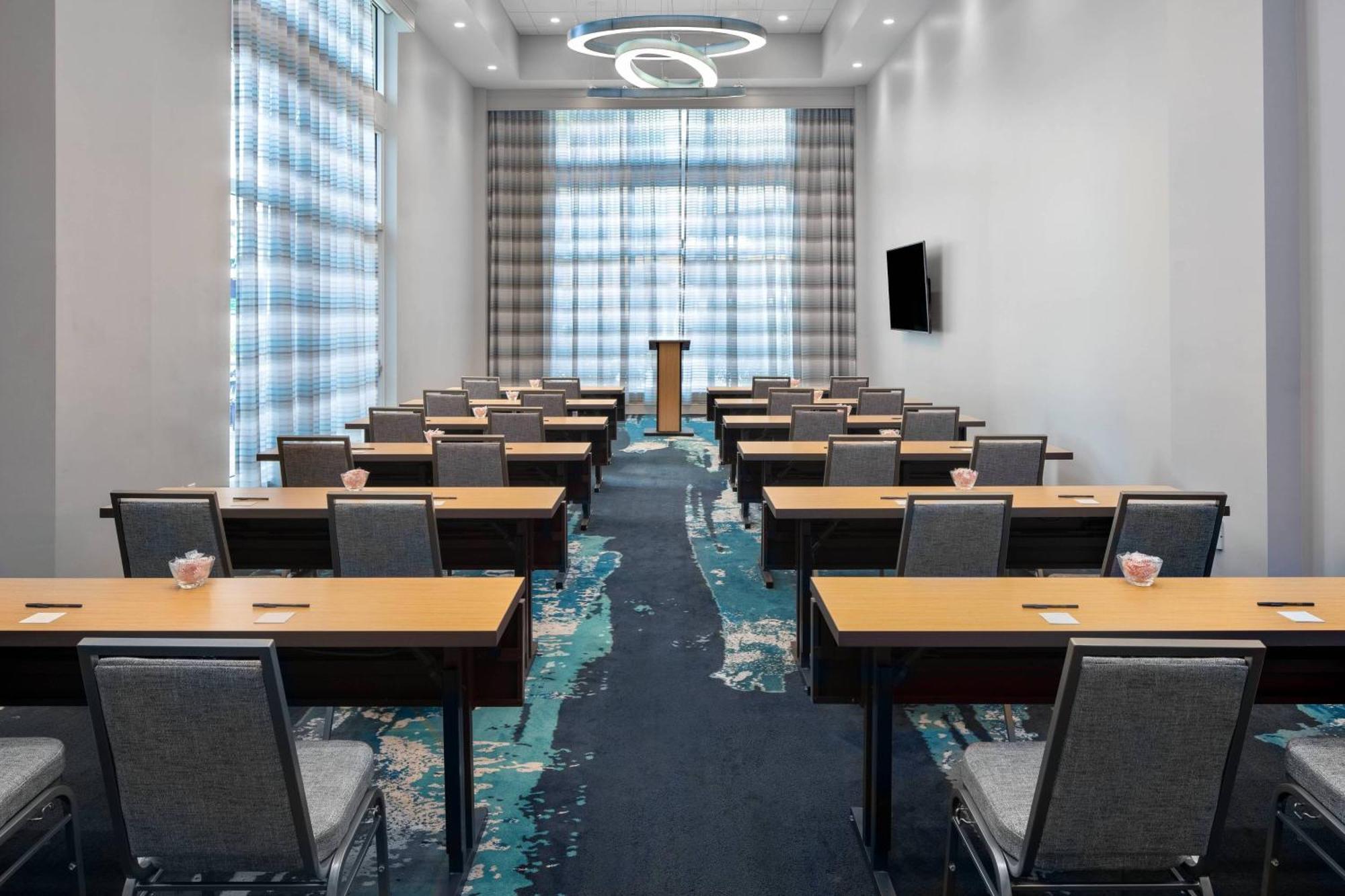 Courtyard By Marriott Delray Beach Exterior photo